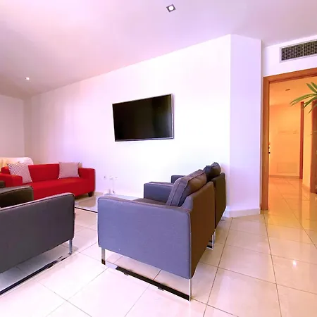 Tropicalidays Luxury Oceanview Apartment *