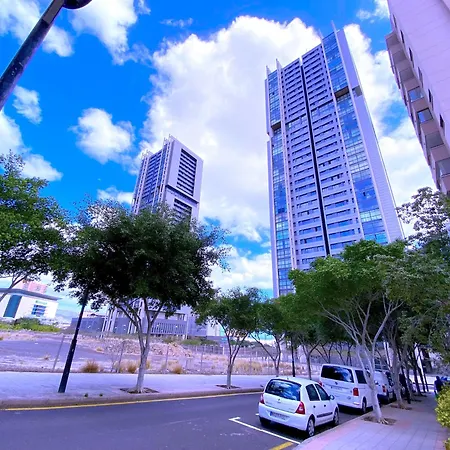 Tropicalidays Luxury Oceanview Apartment